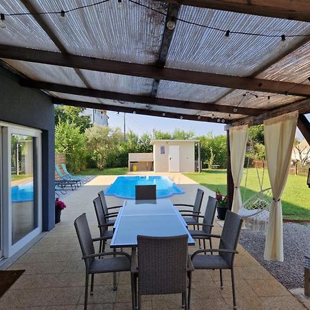 Villa Makale Umag Luaran gambar
